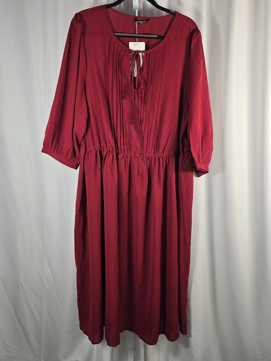 BloomChic Dresses & Skirts - BloomChic Dress Womens Sz 18/20 (2xl) Red Semi Sheer 3/4 Sleeve With Pockets